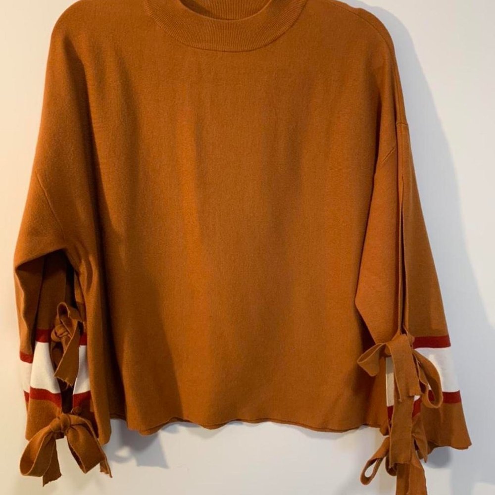 Viaromi Mclaren Burnt Orange Tie Sweater - Size Small